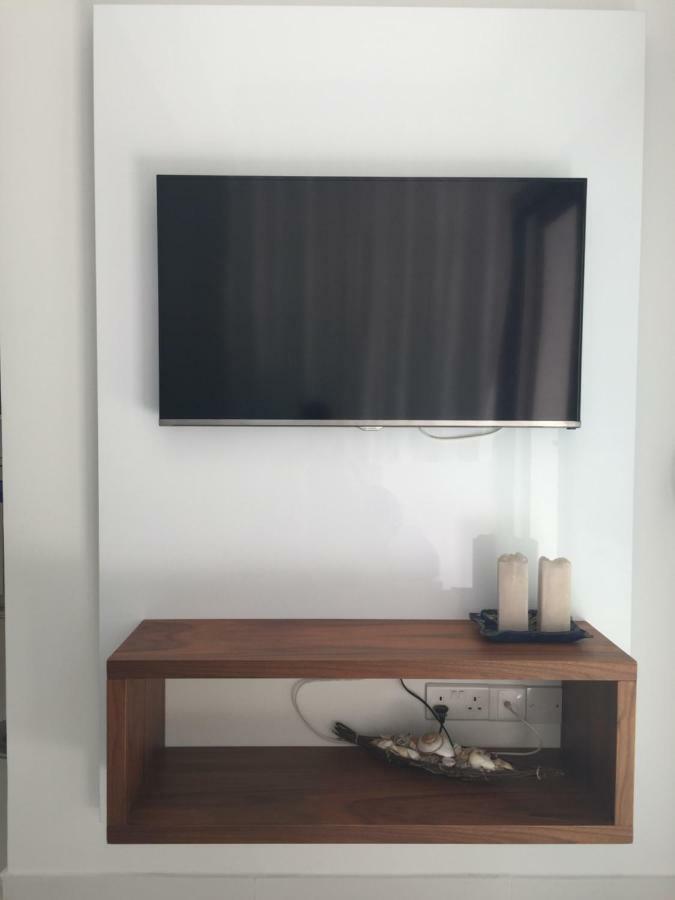 Modern Seaview Beach Studio Limassol Exterior photo